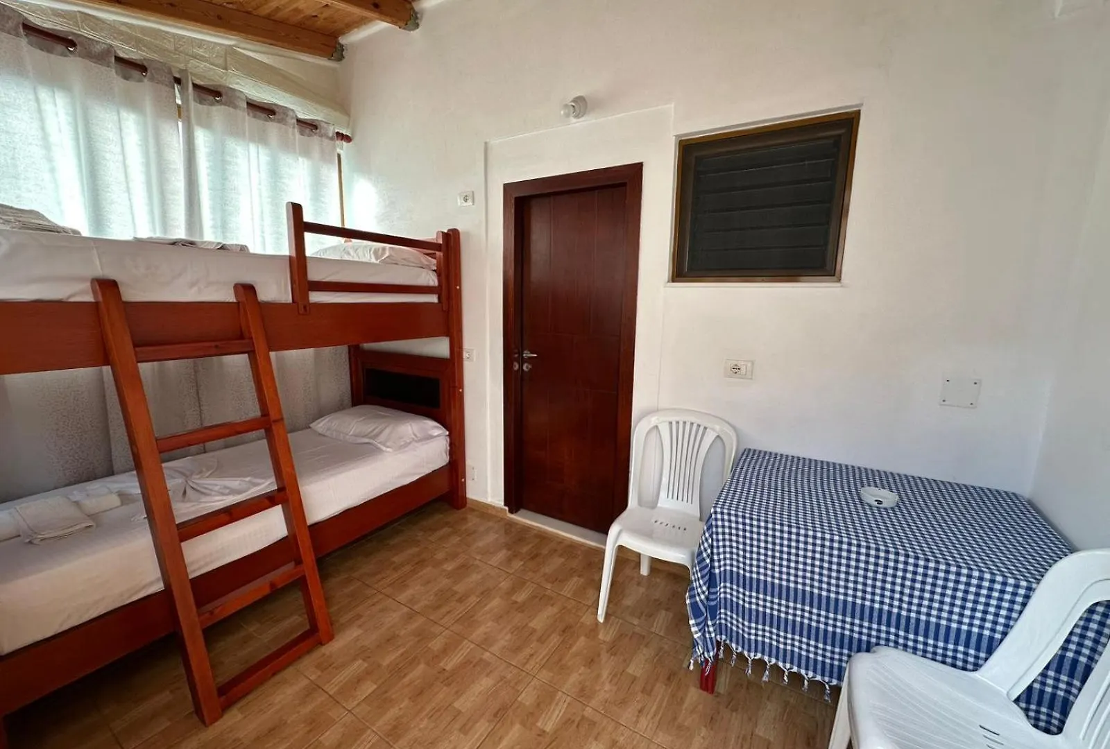 Vrekaj Studios Ksamil 0*,  Albania
