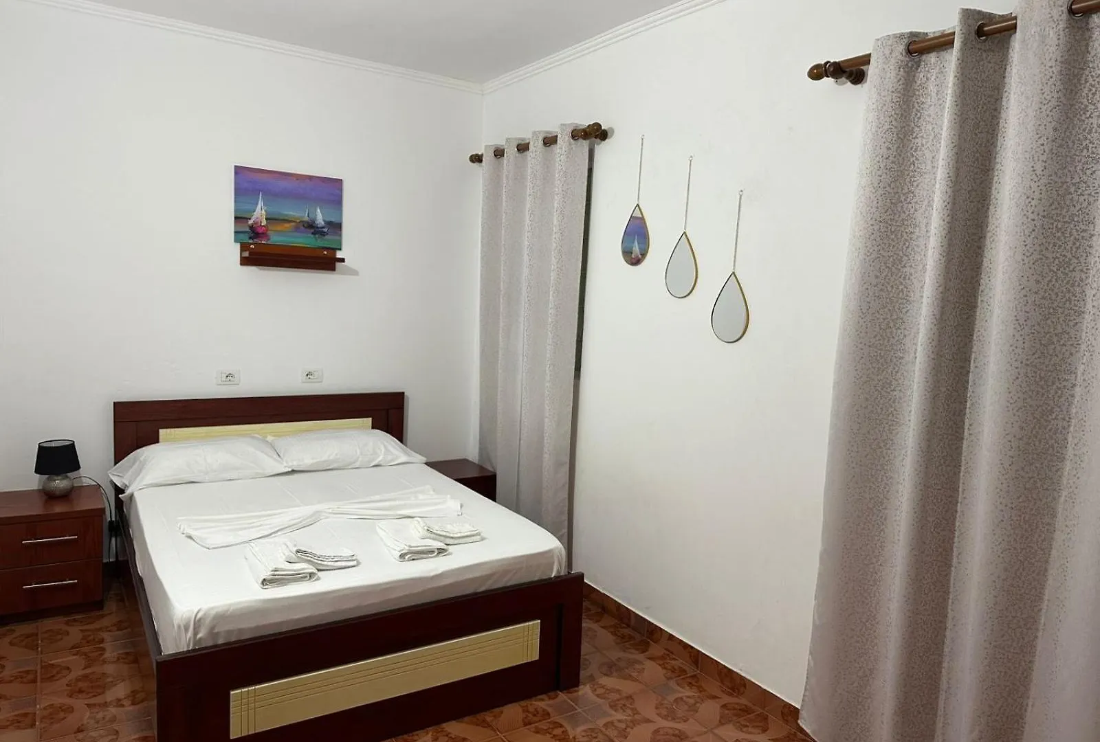 Vrekaj Studios Ksamil 0*,  Albania